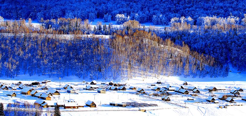 Xinjiang showcases winter tourism attractions